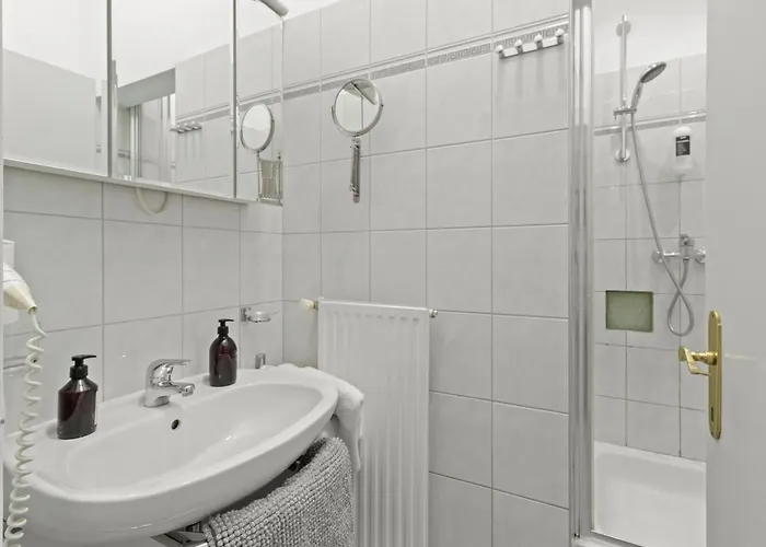 Daire Modern Apts - 5-min Walk To U2 Taborstrasse - Quick Center Access *
